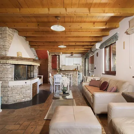 Tolles Polai In Holiday home *