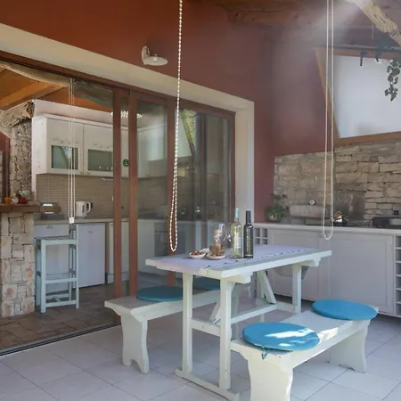 Holiday home Tolles Polai In Peroj